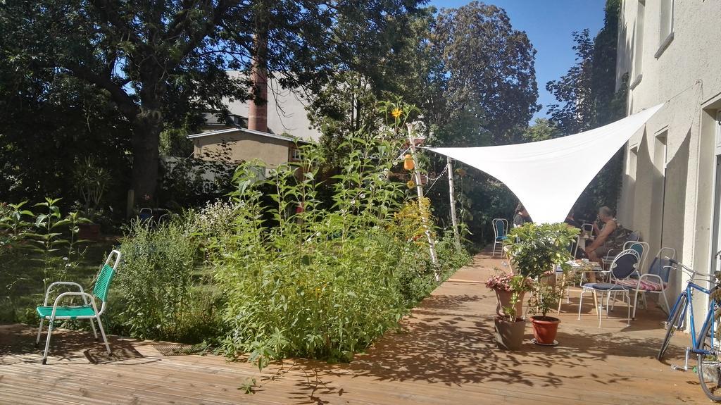Hostel & Garten Eden Leipzig Ngoại thất bức ảnh