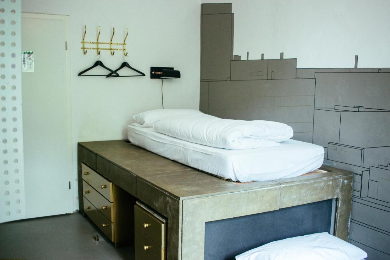 Hostel & Garten Eden Leipzig Ngoại thất bức ảnh